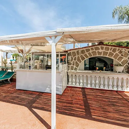 Отель Galidon Wellness Park &