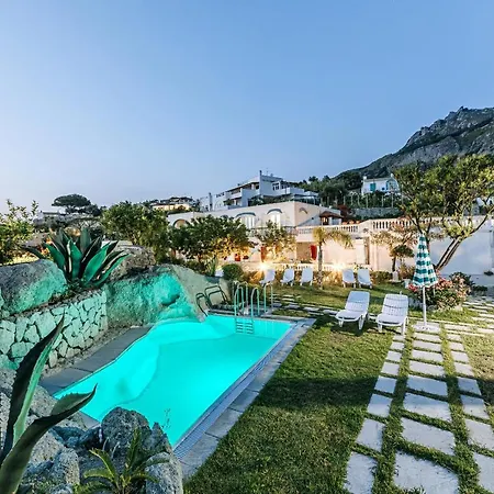 Galidon Wellness Park & 酒店 4*